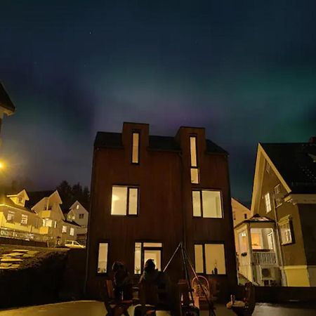 Modern Villas In Plush Town Tromso Exterior photo