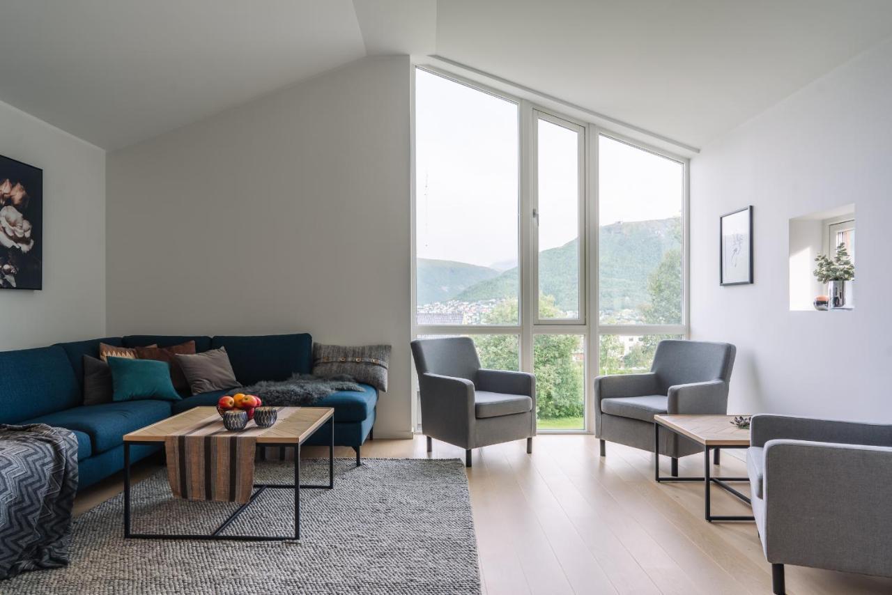Modern Villas In Plush Town Tromso Exterior photo