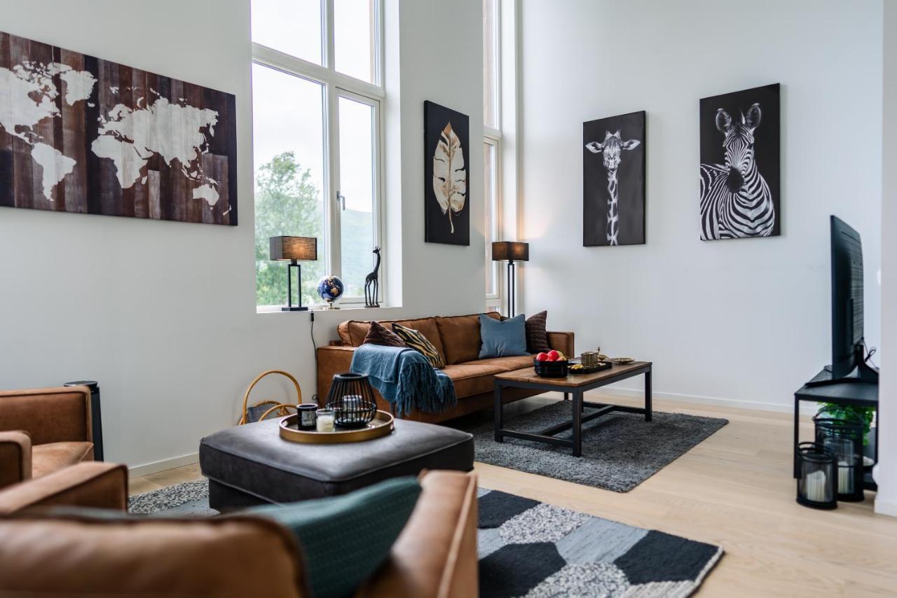Modern Villas In Plush Town Tromso Exterior photo
