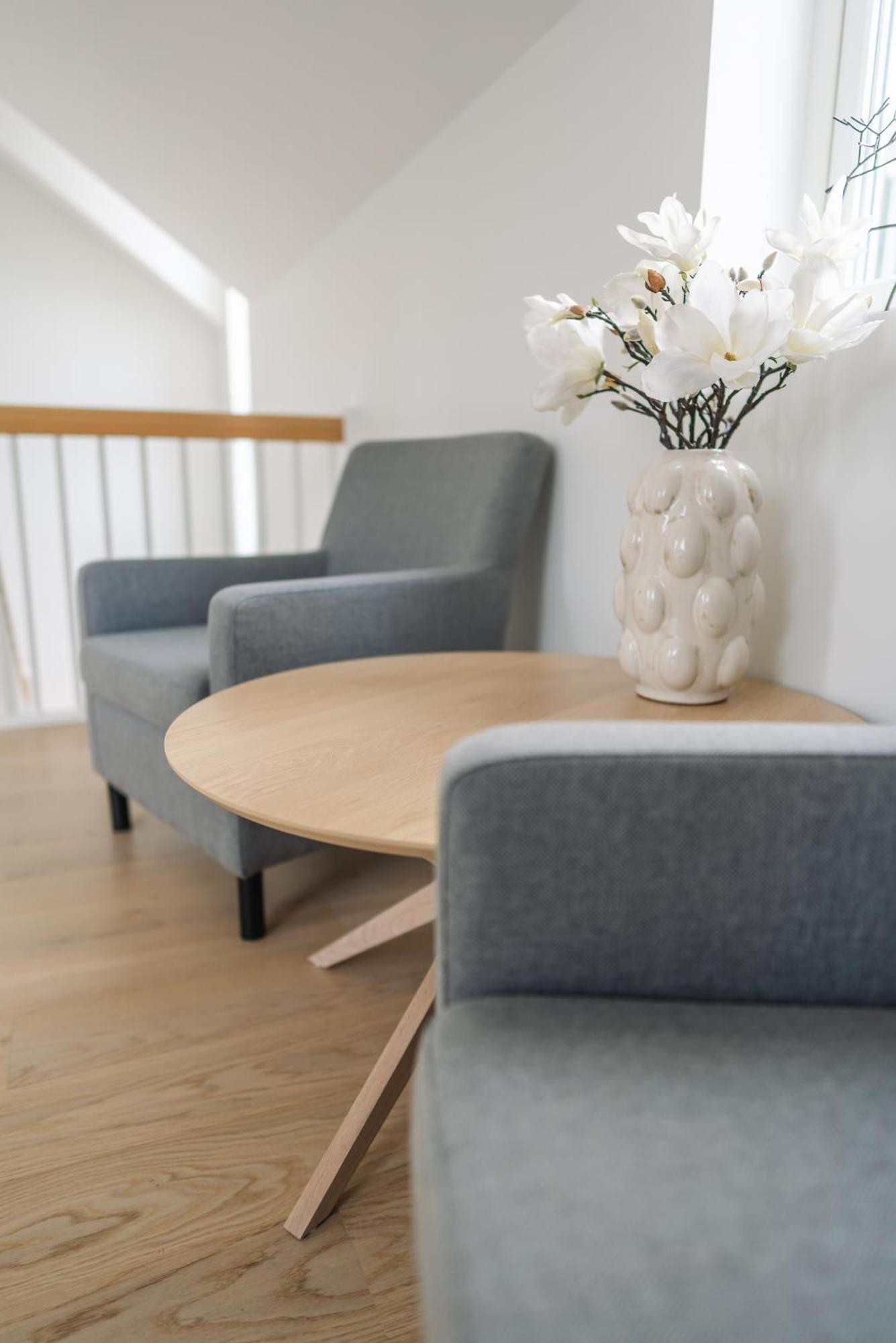 Modern Villas In Plush Town Tromso Exterior photo