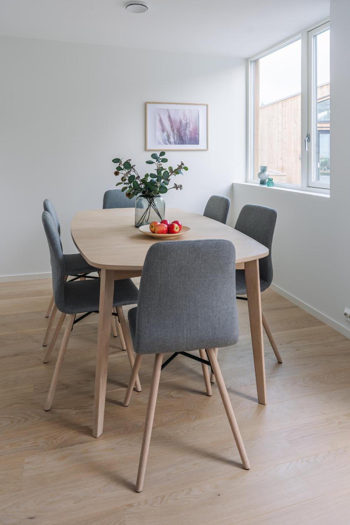 Modern Villas In Plush Town Tromso Exterior photo